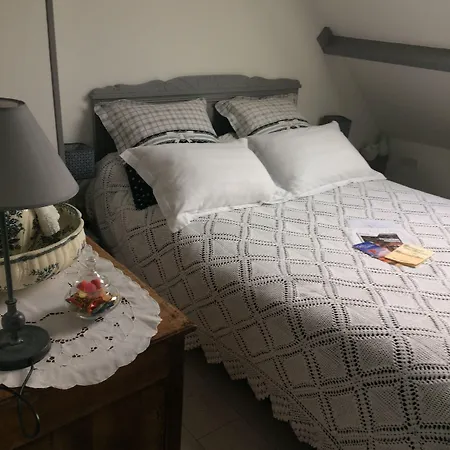 La Mansarde Bed & Breakfast Neuville-sous-Montreuil