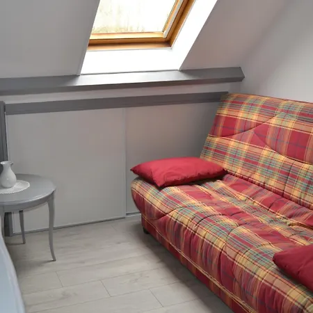 Couette-café La Mansarde 3*