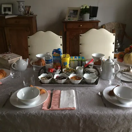 La Mansarde Bed & Breakfast Neuville-sous-Montreuil