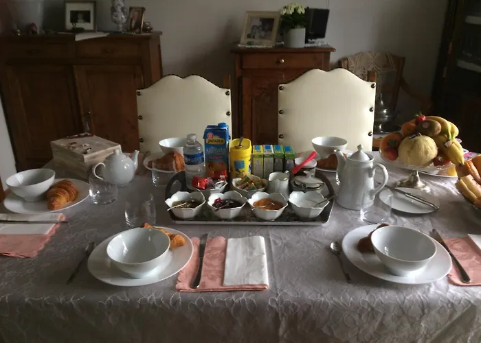 La Mansarde Couette-café Neuville-sous-Montreuil