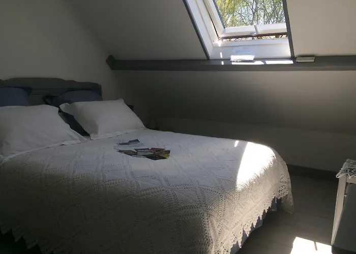 Couette-café La Mansarde Neuville-sous-Montreuil